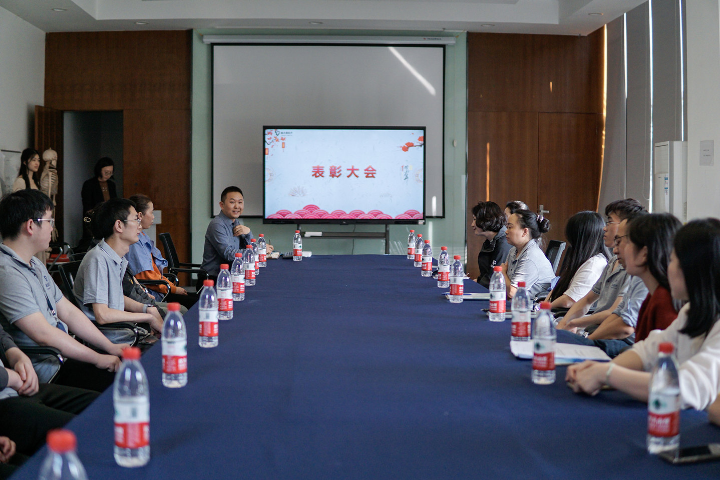 共譜發(fā)展新篇章！富沃思優(yōu)秀員工表彰大會順利召開